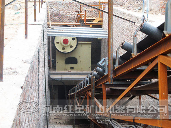 破碎現(xiàn)場圖