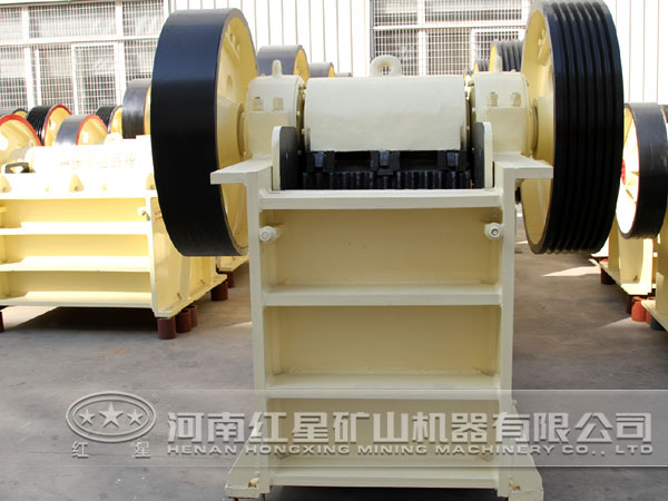 白云石顎式破碎機