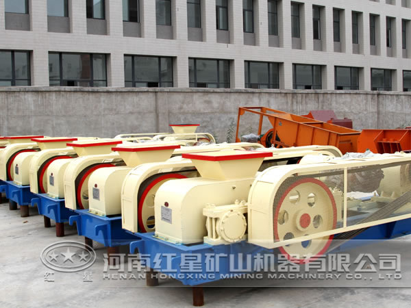 紅星機(jī)器對輥式破碎機(jī)