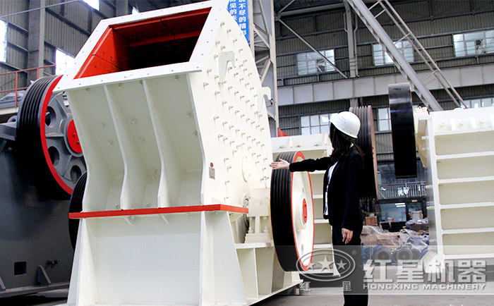 青石錘式破碎機(jī)