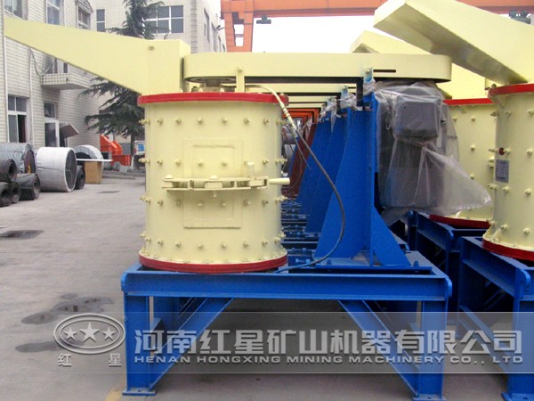 石灰?guī)r復(fù)合式破碎機(jī)