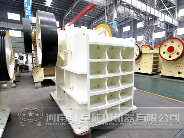 透輝石顎式破碎機(jī)