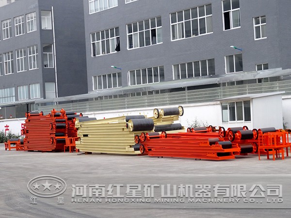 皮帶輸送機(jī)