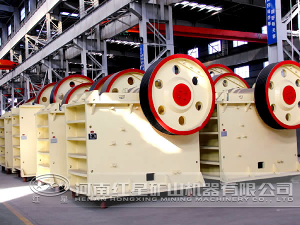 粗面巖破碎機廠家