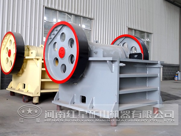 硅石破碎機(jī)