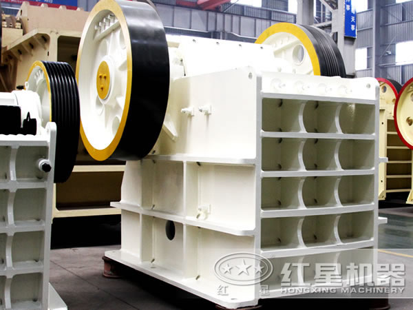 角閃巖破碎機(jī)