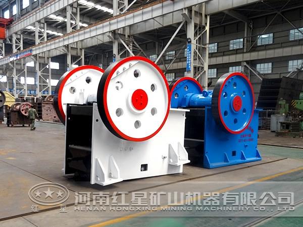 新型顎式破碎機