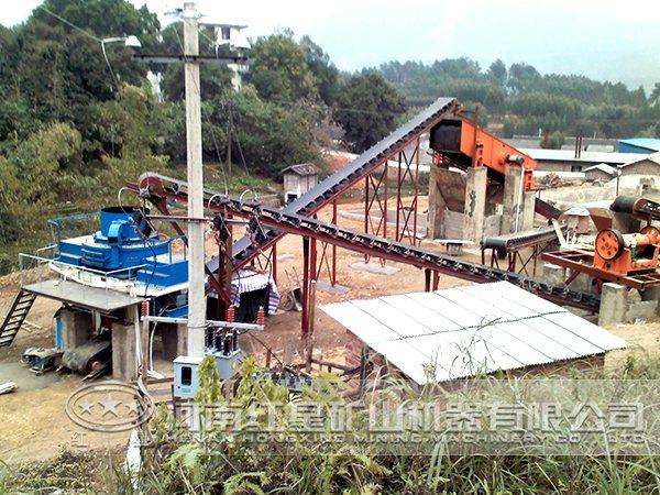 砂石生產(chǎn)線作業(yè)現(xiàn)場(chǎng)