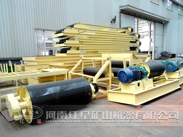 皮帶輸送機(jī)