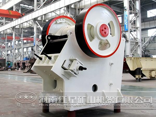 簡(jiǎn)擺顎式破碎機(jī)