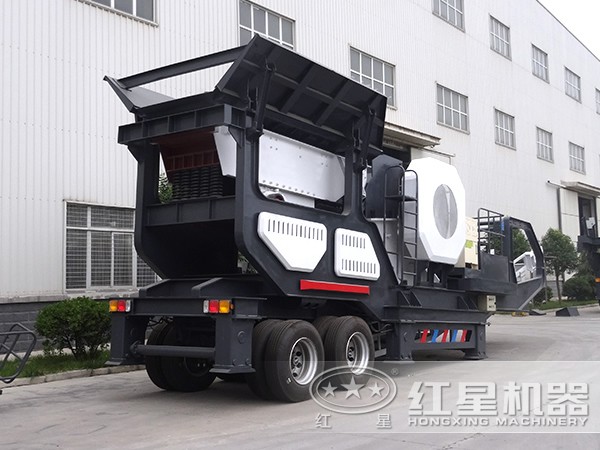 礦石移動破碎站