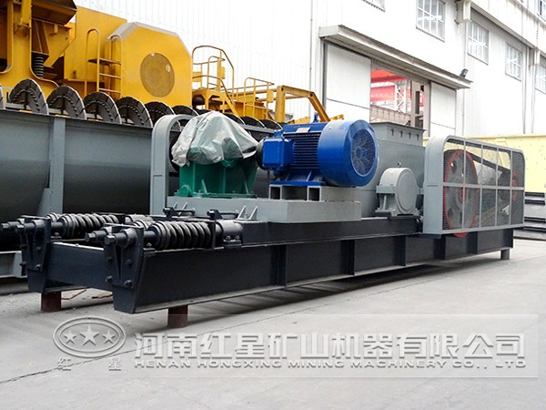 雙齒輥破碎機(jī)