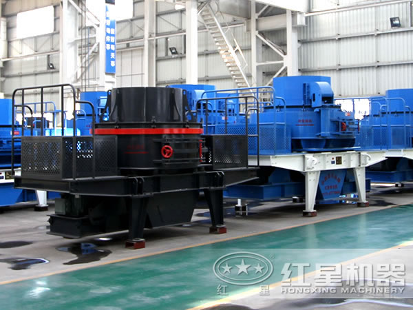 新型制砂機(jī)車間情況