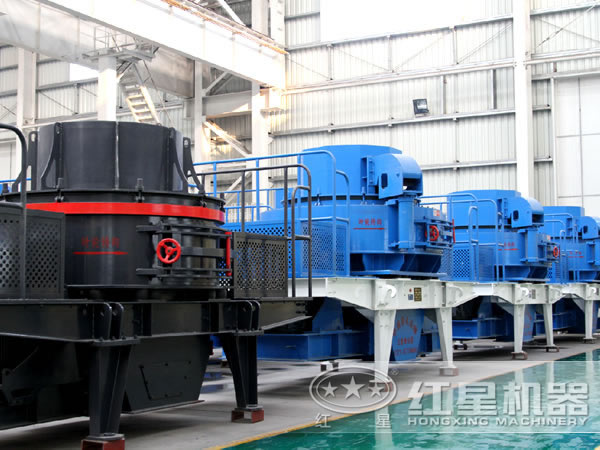 排列整齊的制砂機(jī)設(shè)備