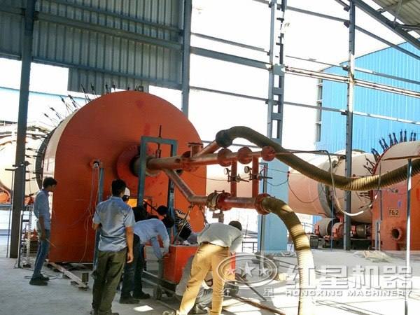 水泥回轉(zhuǎn)窯安裝、調(diào)試現(xiàn)場