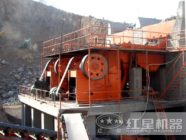 石灰石被加工的現(xiàn)場