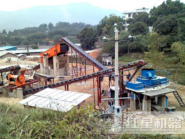 節(jié)能制砂機(jī)作業(yè)現(xiàn)場(chǎng)