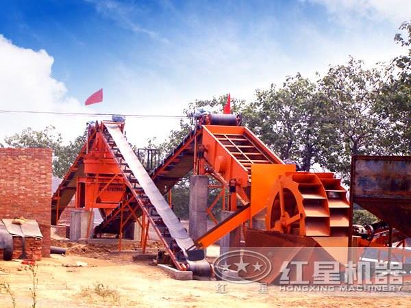 風化砂生產線作業(yè)現場