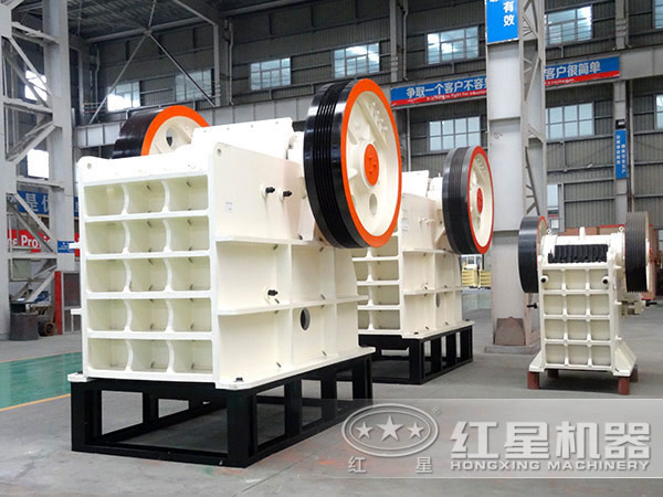 泥灰?guī)r破碎機(jī)