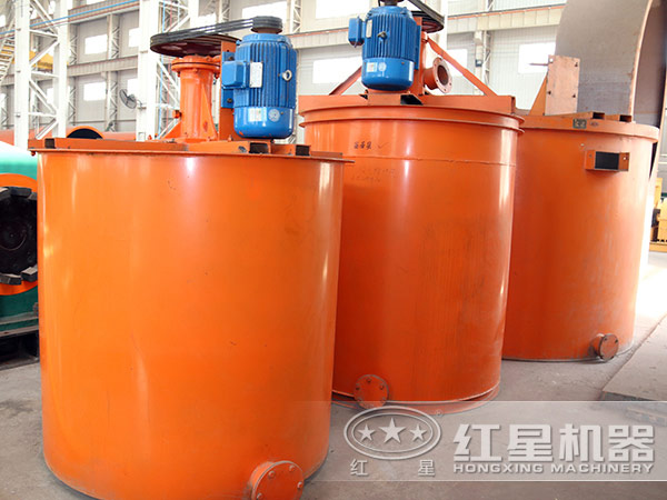 不同型號的攪拌桶