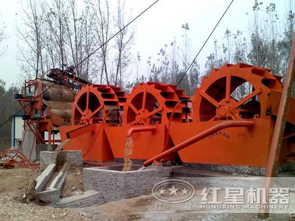 沙石清洗作業(yè)現(xiàn)場(chǎng)