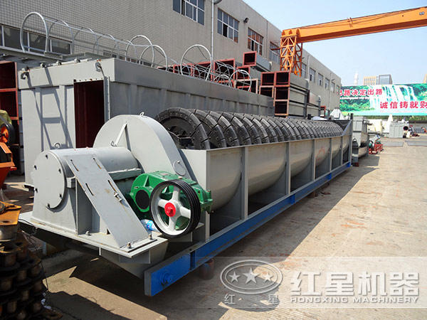 生產(chǎn)廠家廠區(qū)一角