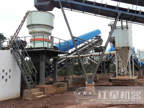 紅星圓錐破碎機作業(yè)現(xiàn)場