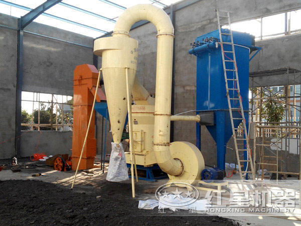 原煤磨粉機(jī)械作業(yè)現(xiàn)場