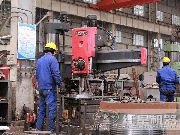 磨粉機(jī)配件生產(chǎn)車間