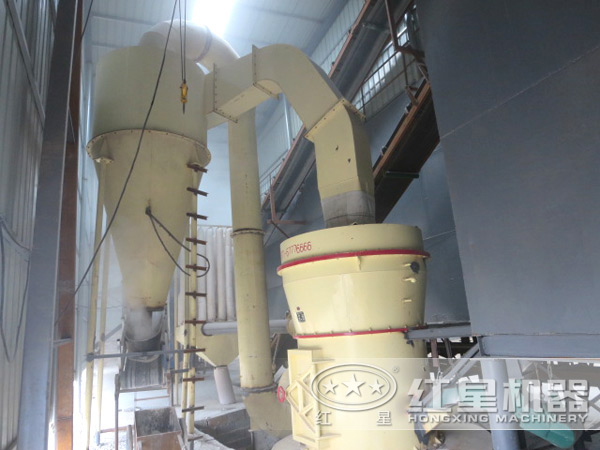 湖南磨粉機(jī)作業(yè)現(xiàn)場(chǎng)