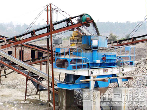 制砂機生產現(xiàn)場