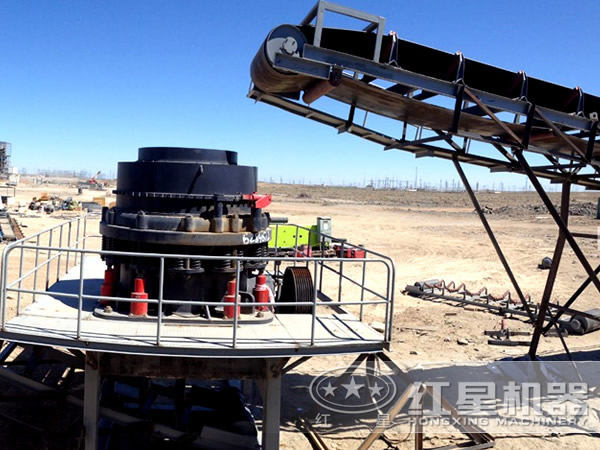 圓錐破碎機生產(chǎn)現(xiàn)場