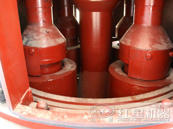 磨粉機內(nèi)部磨輥