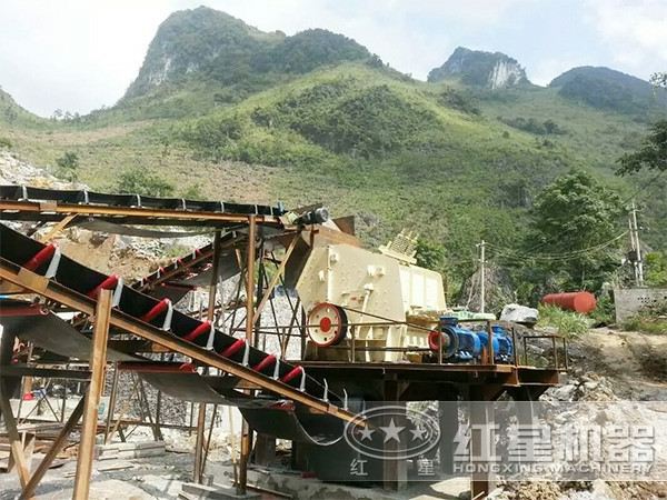 120tph反擊式破碎機(jī)破碎現(xiàn)場(chǎng)圖