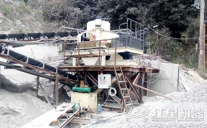 新型環(huán)保制砂機(jī)圖