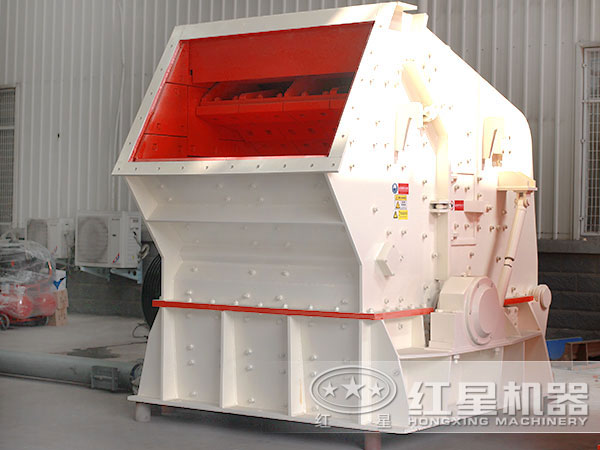 反擊式破碎機圖