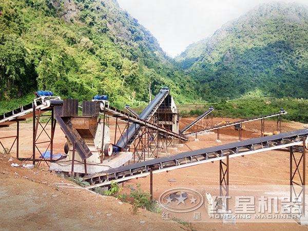 反擊碎石機現(xiàn)場