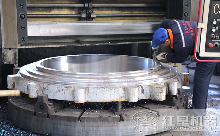 單缸液壓圓錐破碎機制造圖