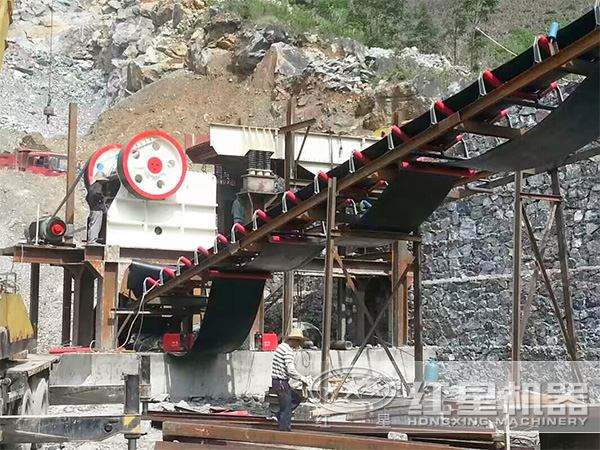 顎式破石機破碎性強、效果好