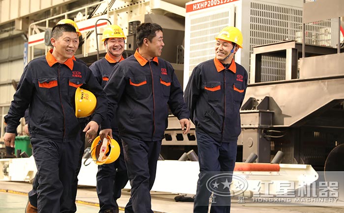 紅星技術(shù)人員