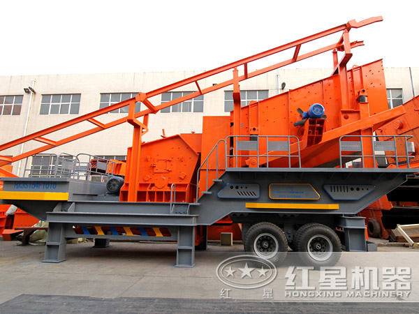 青石移動(dòng)碎石機(jī)功能齊全，投資低