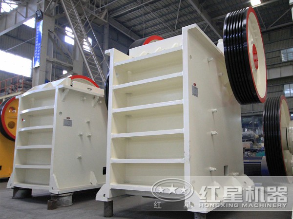 白榴石破碎機(jī)