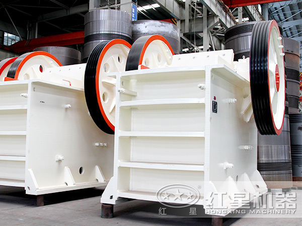 顎式破碎機(jī)