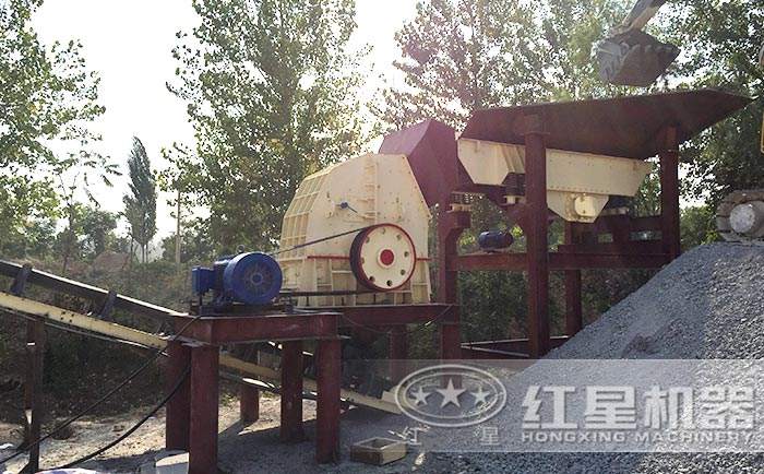 湖南錘式破碎機(jī)工作現(xiàn)場
