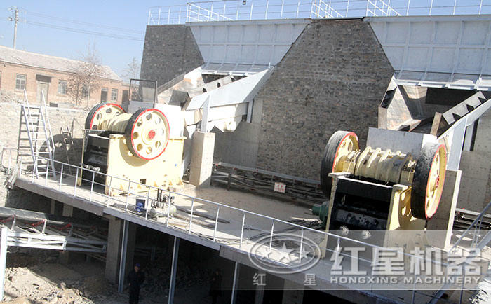 912破碎機現(xiàn)場