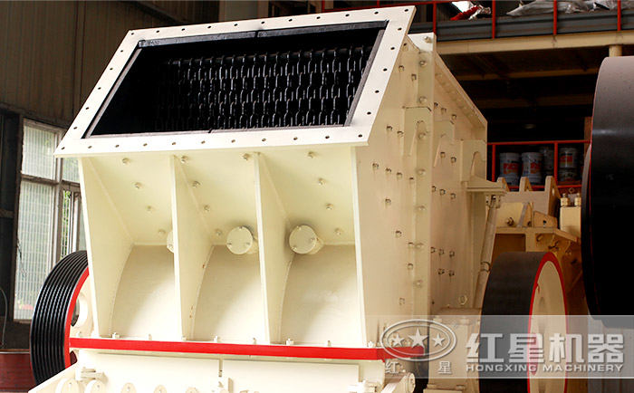 單段破碎機(jī)破碎口