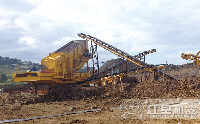 湖南履帶式建筑垃圾粉碎機現(xiàn)場