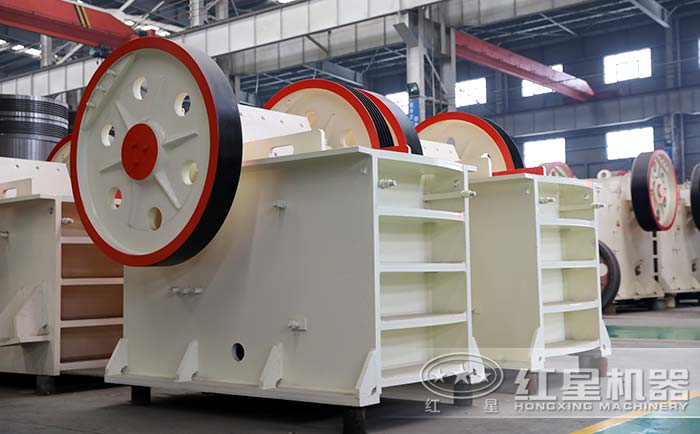 青石顎式破碎機(jī)