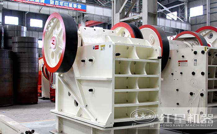 HD德版青石顎式破碎機(jī)