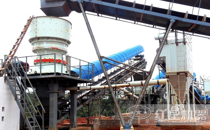 南陽時產(chǎn)800噸玄武巖碎石生產(chǎn)線現(xiàn)場